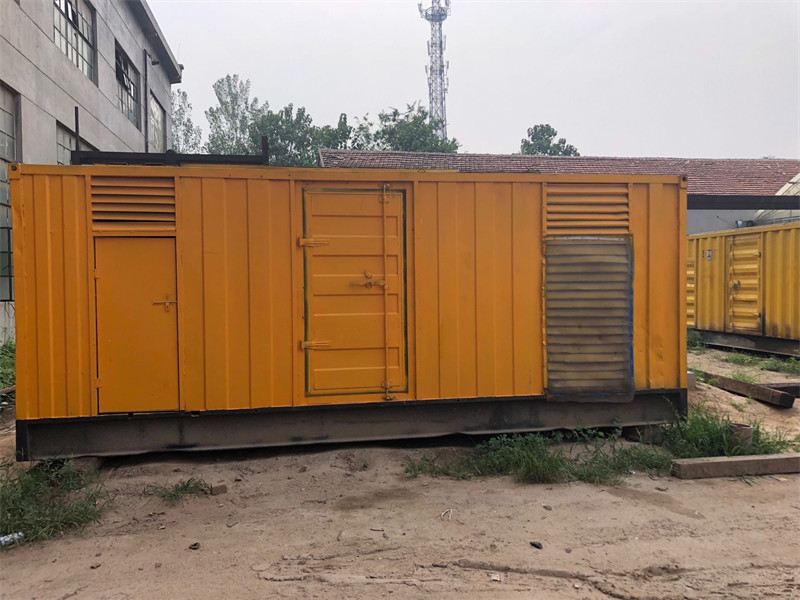 宣城柴油发电机如何判断新机油是否已经完全充满机油滤清器？