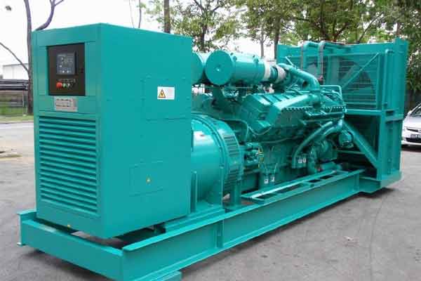 宣城柴油发电机组电压不稳定怎样维修？